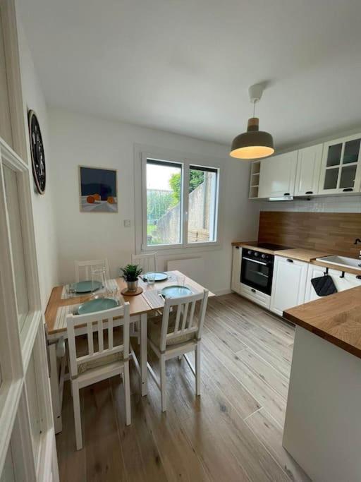 Appartement Proche Stade/Eurexpo Décines-Charpieu Exteriör bild